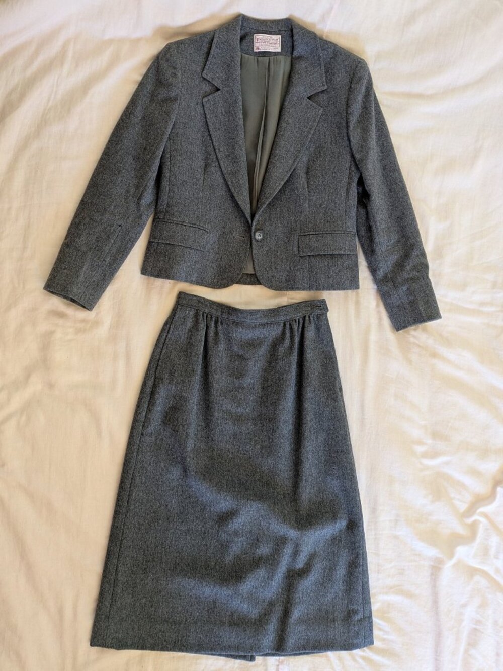 Vintage Pendleton Gray Wool Midi Skirt Suit